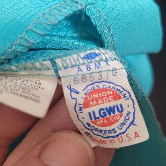 Vintage Polyester Blouse Turquoise Ruffle 70s Union Made Button Front Sz 38 Lrg - Picture 10 of 11